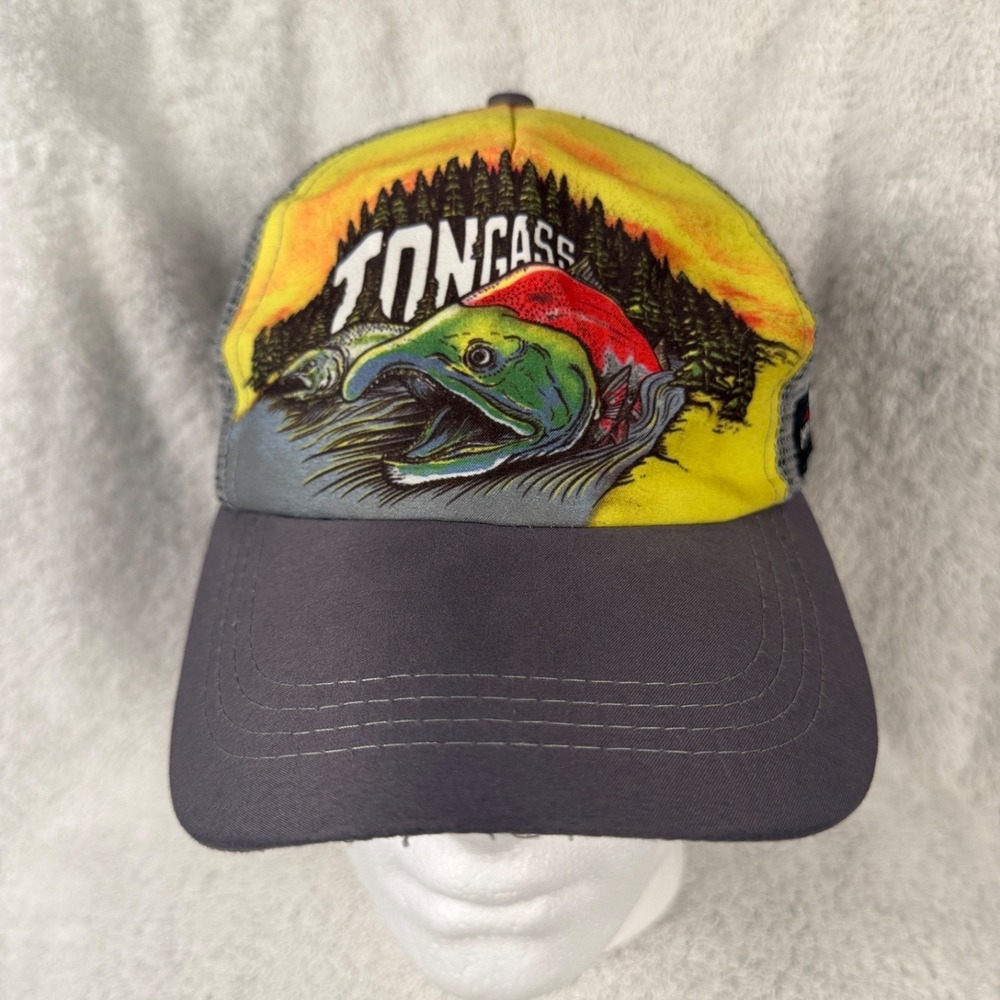 UMPQUA Snap Back Hat Trucker Cap Salmon Forest Fly Fishing‎ Graphic Rare!
